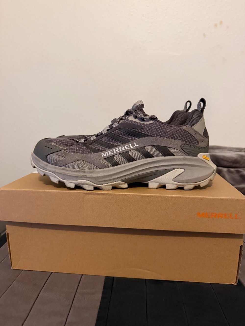 Merrell Mens Moab Speed 2 Gore-tex Size 10 in Asphalt Grey